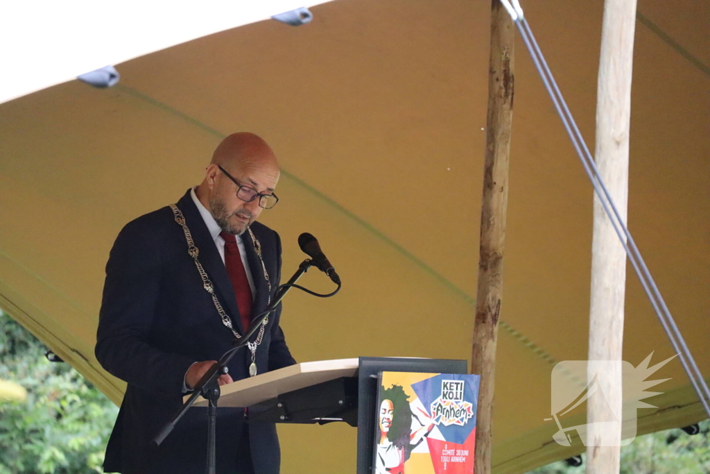 Herdenking slavernij verleden trekt veel belangstelling