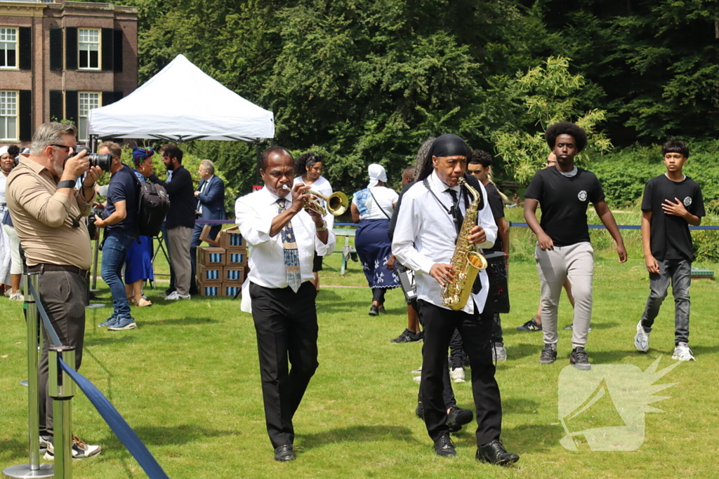 Herdenking slavernij verleden trekt veel belangstelling