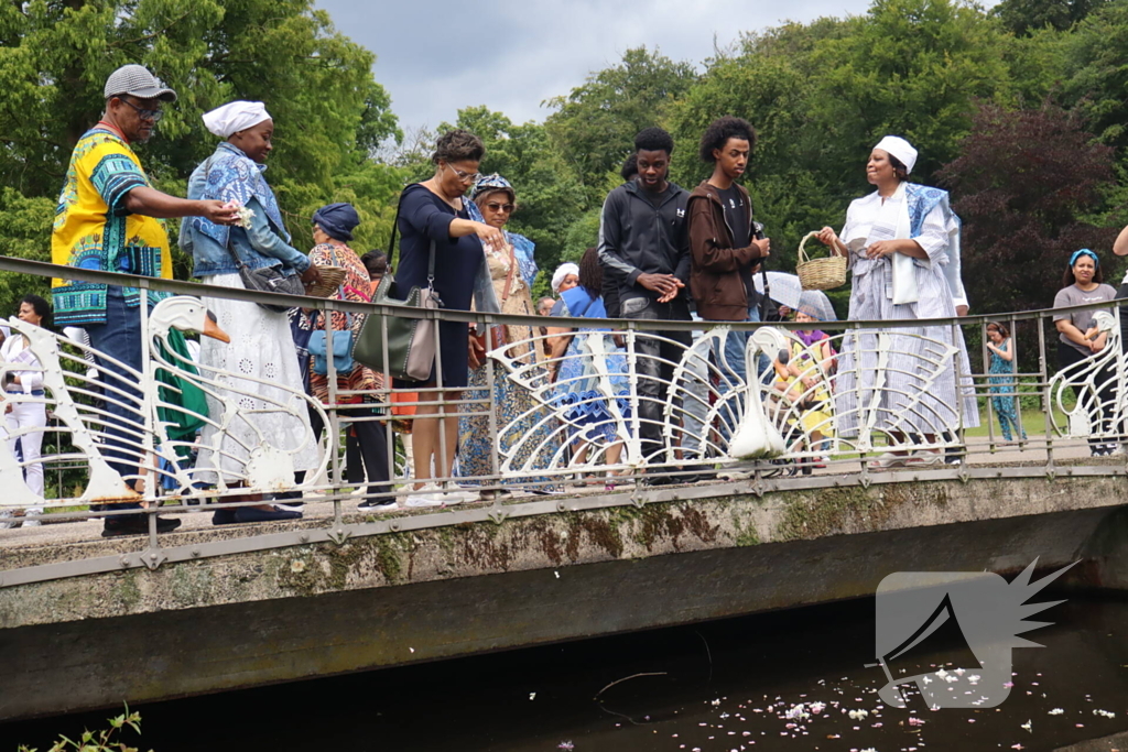 Herdenking slavernij verleden trekt veel belangstelling