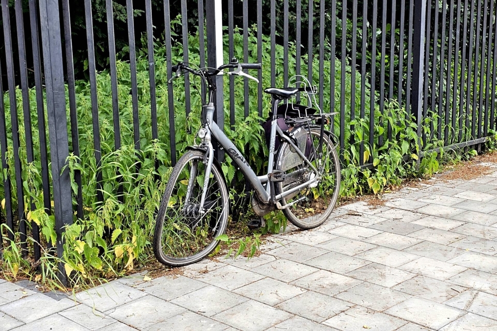 Fietser geschept door automobilist