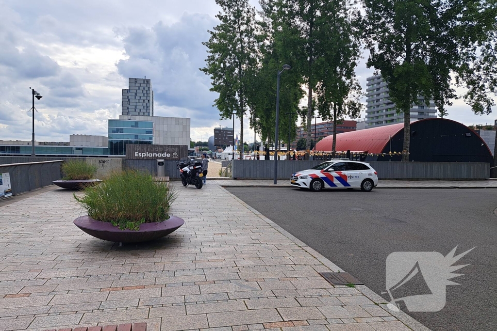 Brandweer brengt drenkeling naar ziekenhuis