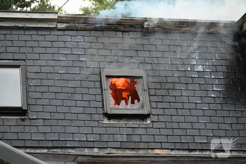 Woningbrand veroorzaakt flinke schade