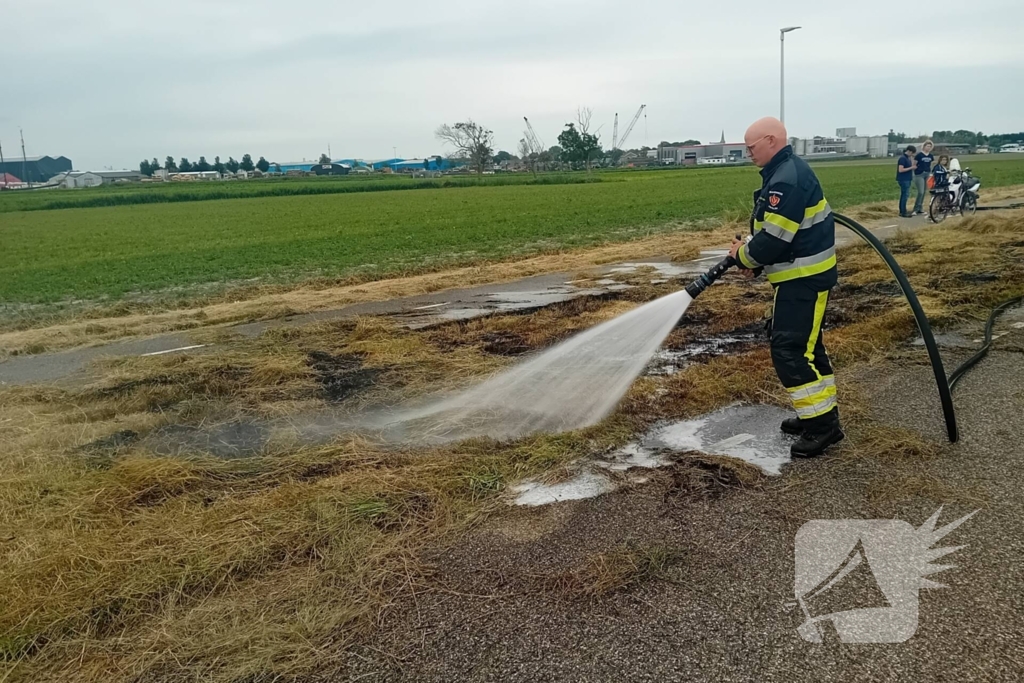 Aantal meters berm in brand
