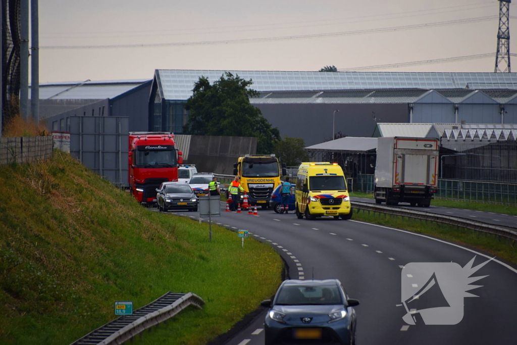 Rijstrook afgesloten na ongeval