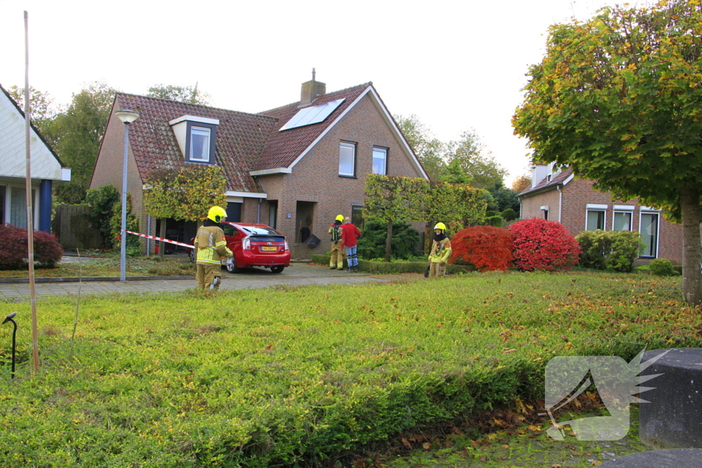 Bewoner doorboord gasleiding