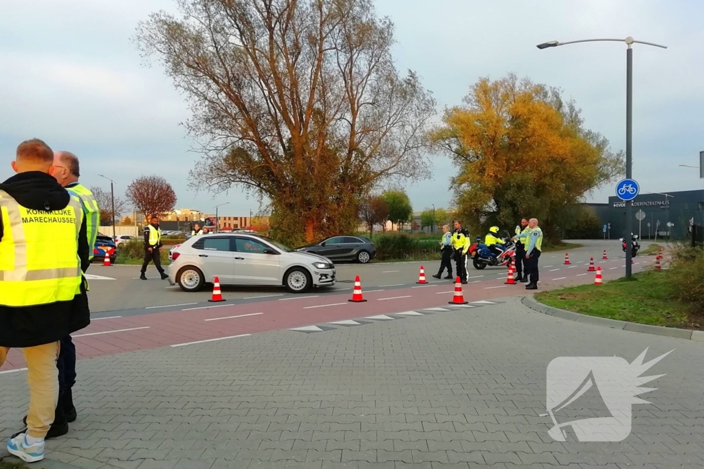 Grote verkeerscontrole door Koninklijke Marechaussee