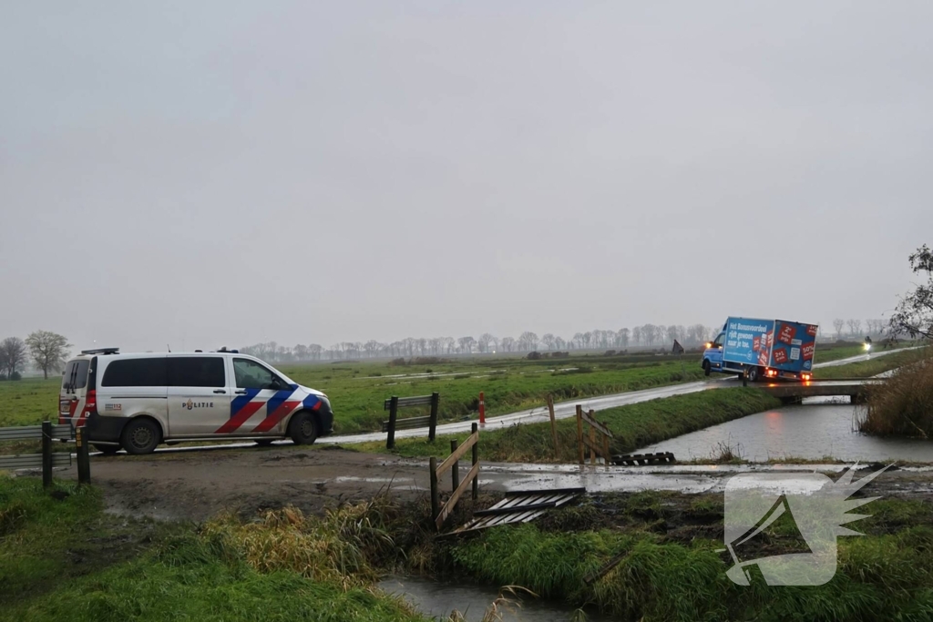 Boodschappenbezorger bijna te water