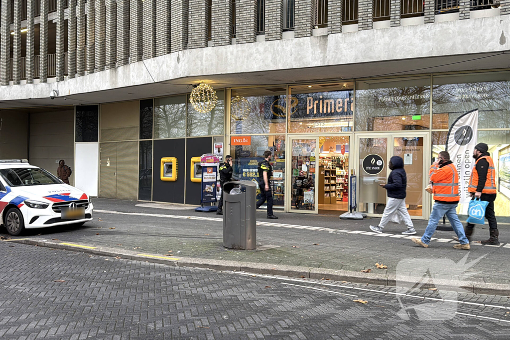 Politie doet onderzoek naar melding overval