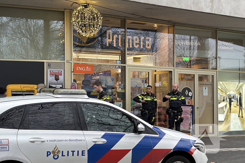 Politie doet onderzoek naar melding overval