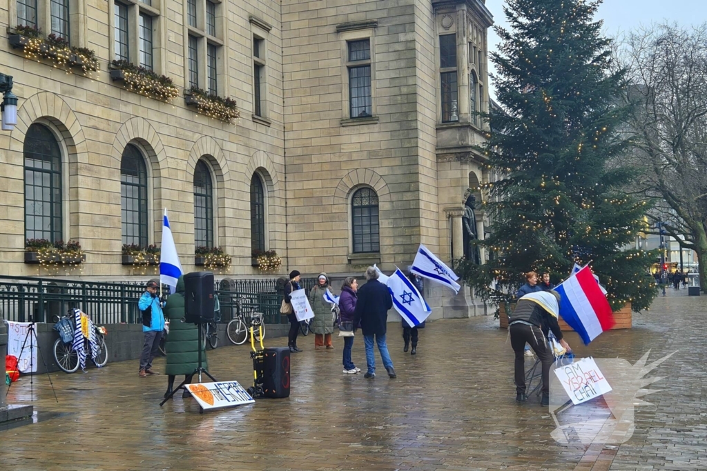 Pro-Israël-demonstratie voor stadhuis