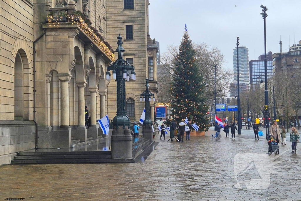 Pro-Israël-demonstratie voor stadhuis