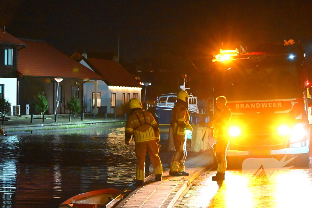 Twee personen uit water gered na ongeval