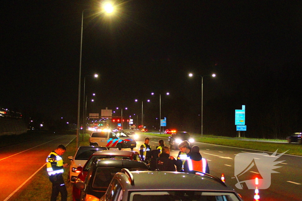 Auto's komen in botsing op N201