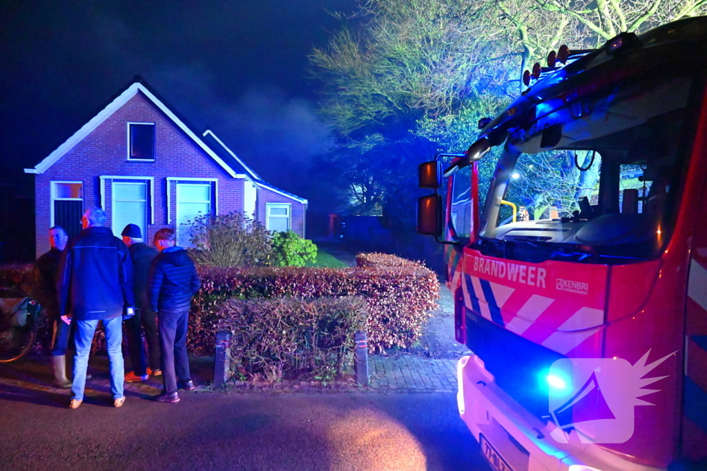 Veel rook bij brand in bijgebouw