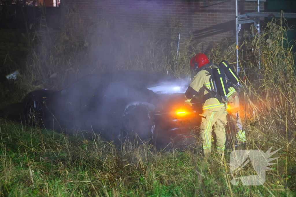 Porsche Taycan vermoedelijk in brand gestoken