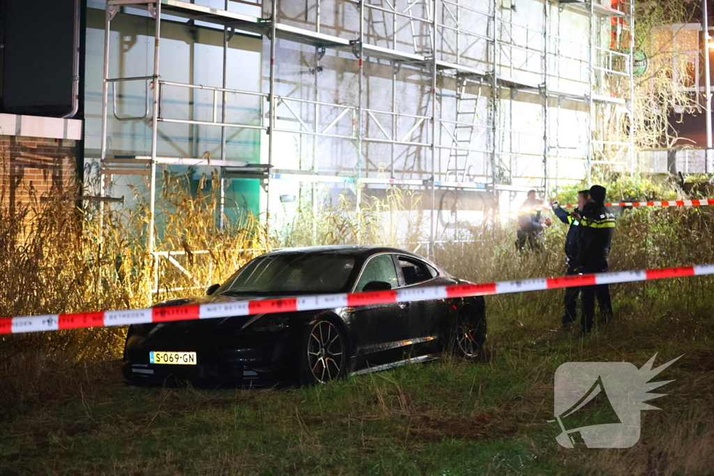 Porsche Taycan vermoedelijk in brand gestoken