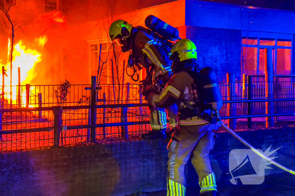 Speeltoestel volledig verwoest door brand