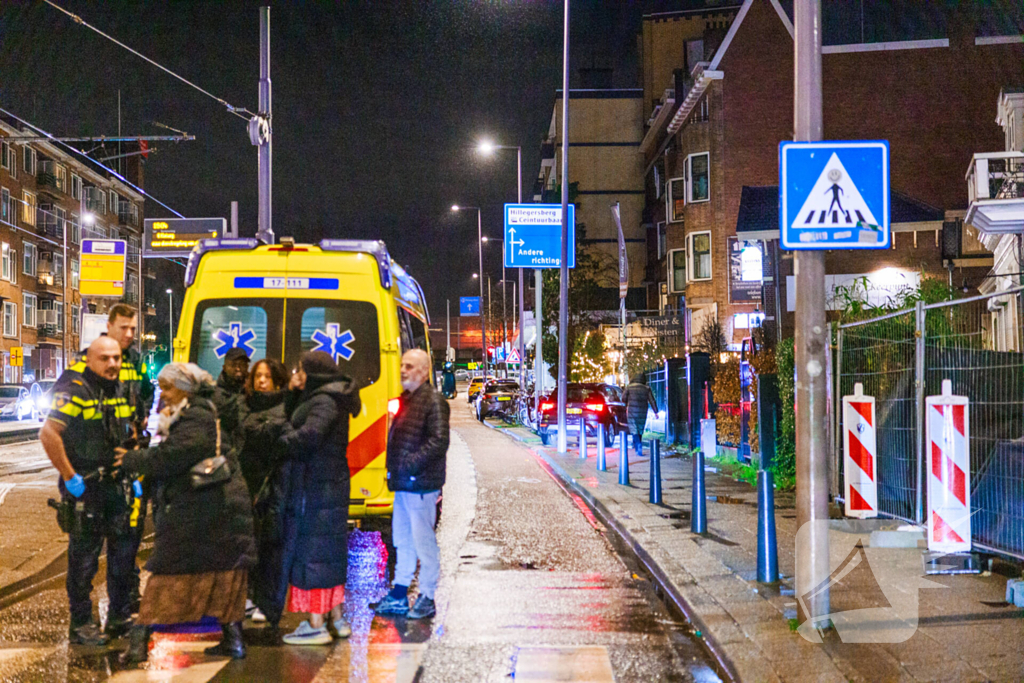 Persoon geschept bij tramhalte