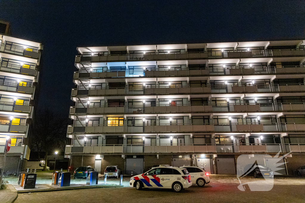 Politie doet onderzoek naar steekpartij en houdt mogelijke verdachte aan