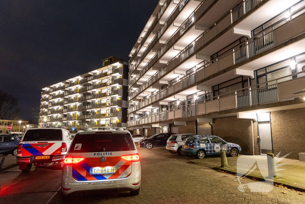 Politie doet onderzoek naar steekpartij en houdt mogelijke verdachte aan