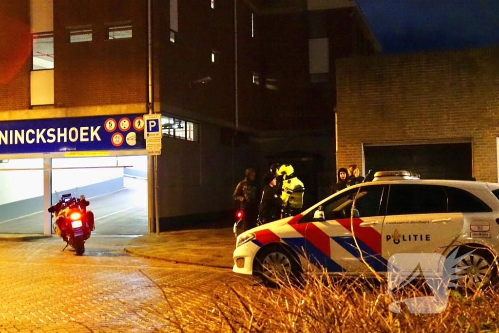 Auto kraker op heterdaad aangehouden