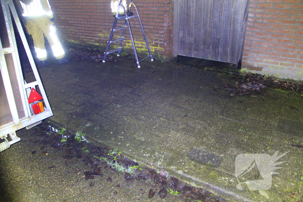Kelder vol water door gesprongen waterleiding