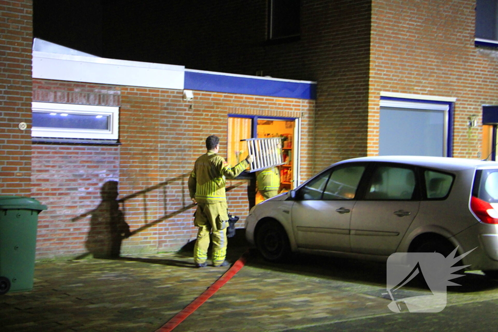 Kelder vol water door gesprongen waterleiding