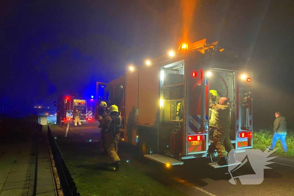 Brandweer groots ingezet voor woningbrand