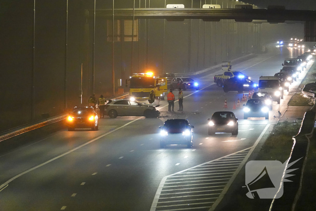 Snelweg deels afgesloten door ongeval