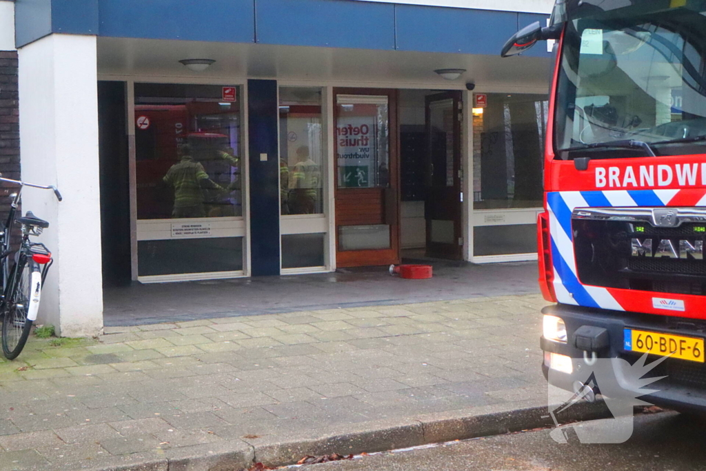 Brandweer schiet te hulp bij waterlekkage
