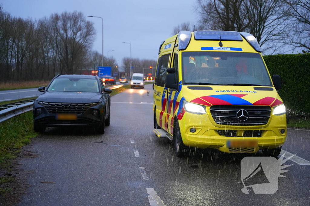 Eembrug tijdelijk afgesloten voor hulpverlening