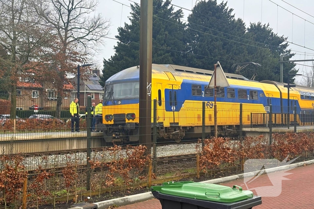 Geen treinverkeer door aanrijding met persoon