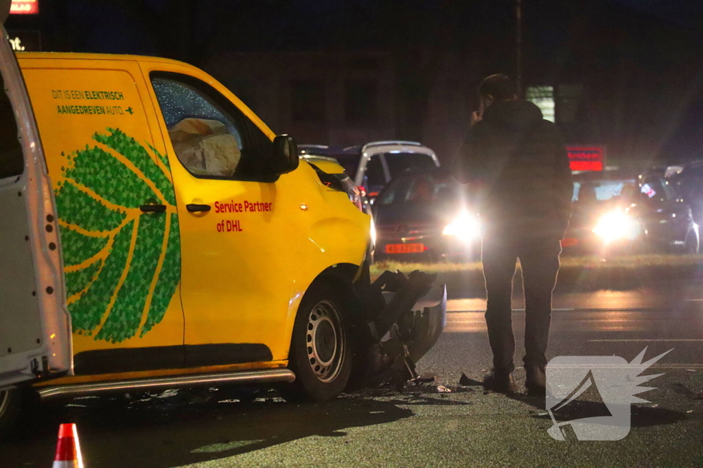 Schade na aanrijding op kruising