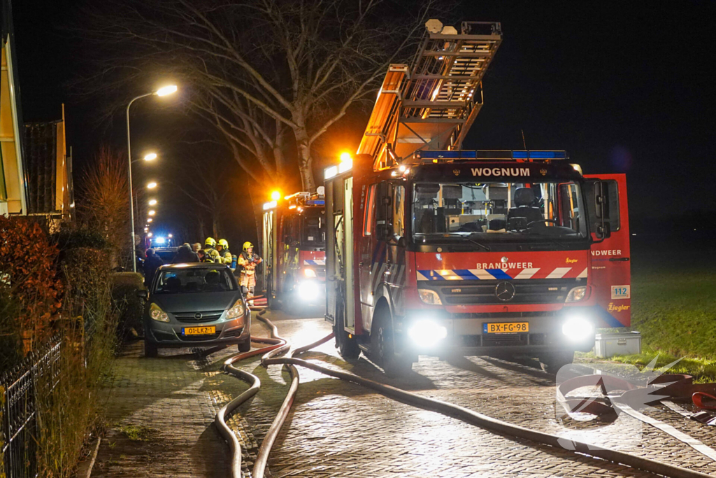 Schoorsteenbrand slaat over na rietenkap