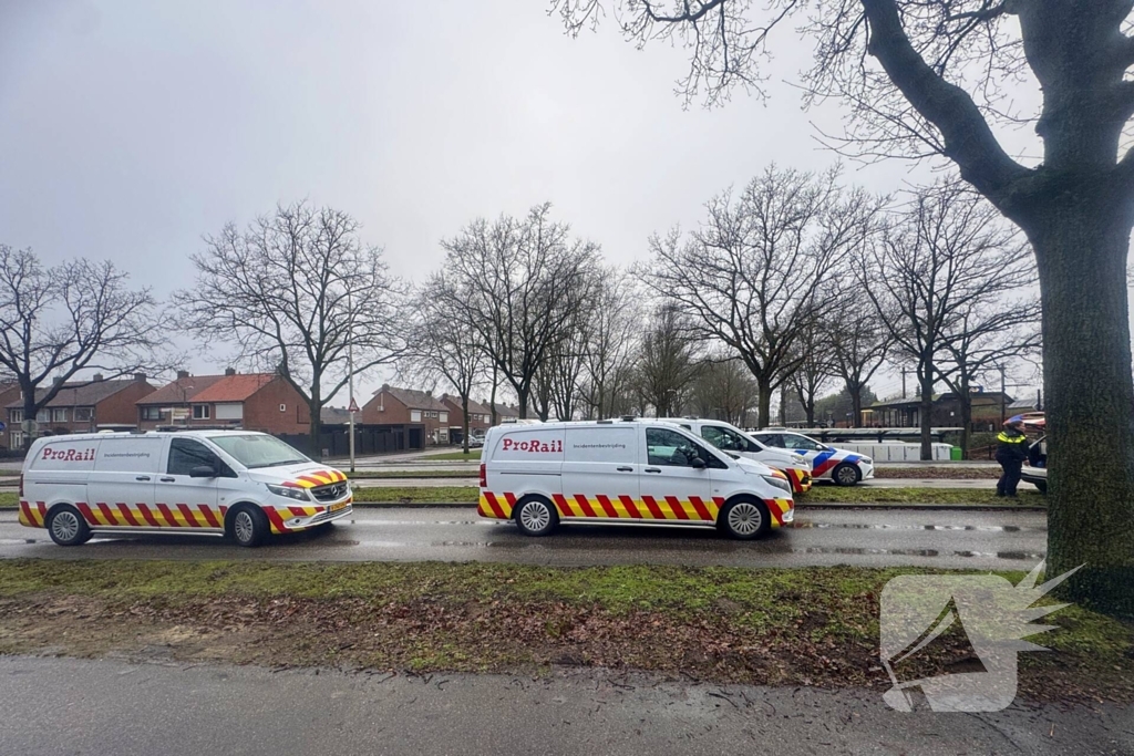Treinverkeer stilgelegd na aanrijding