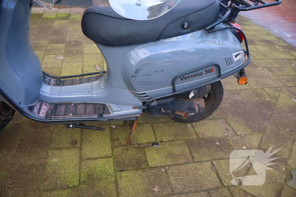 Scooterrijder geschept door automobilist