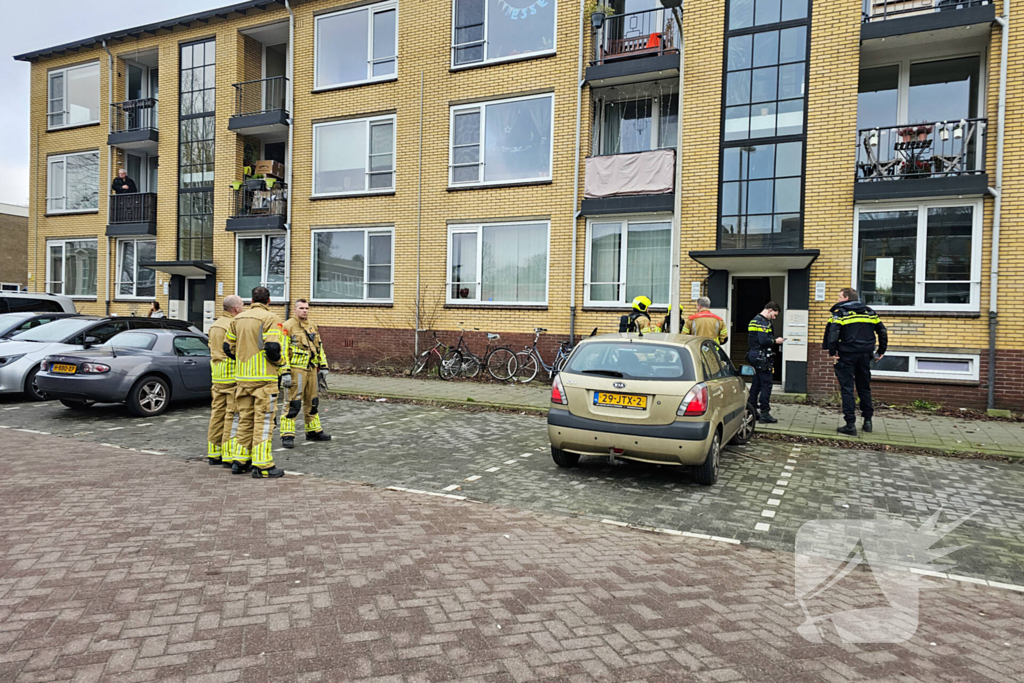 Vlooienbom verbrand in portiekwoning