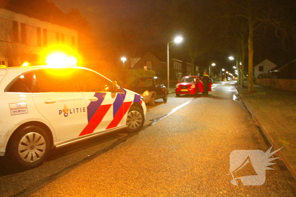 Vrouw gewond bij botsing