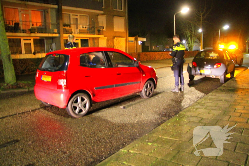 Vrouw gewond bij botsing
