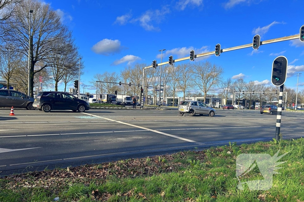 Flinke schade na kop-staartbotsing