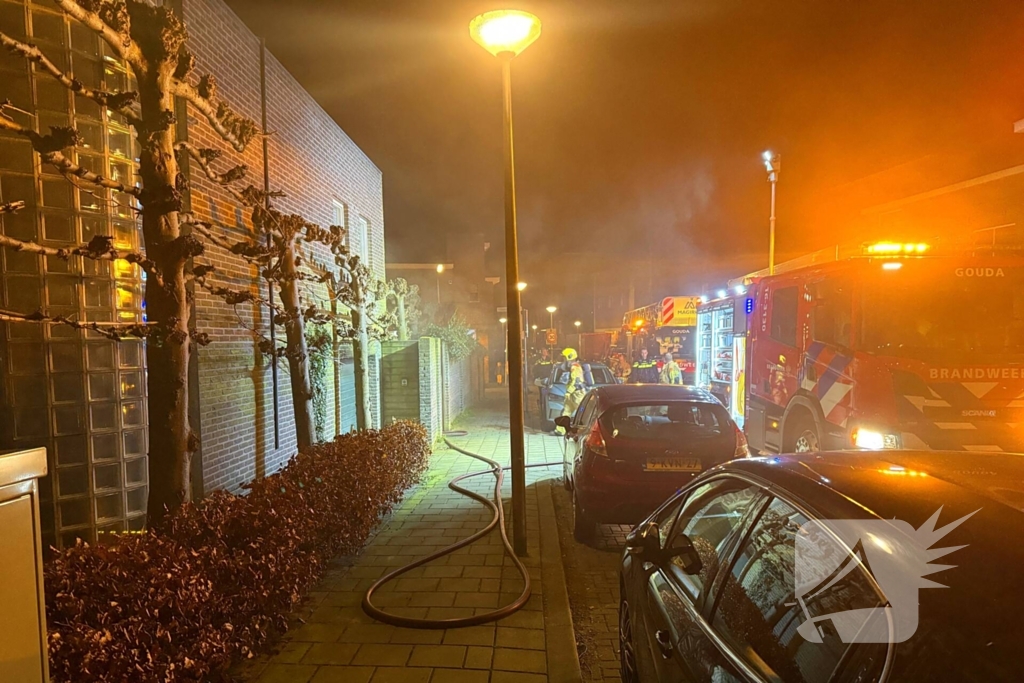 Brand in garage van woning