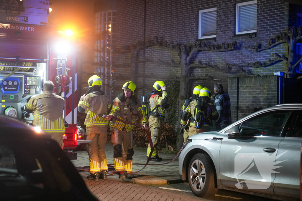 Brand in garage van woning
