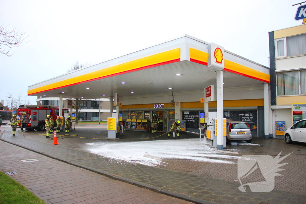 Benzinetank loopt leeg tijdens tanken