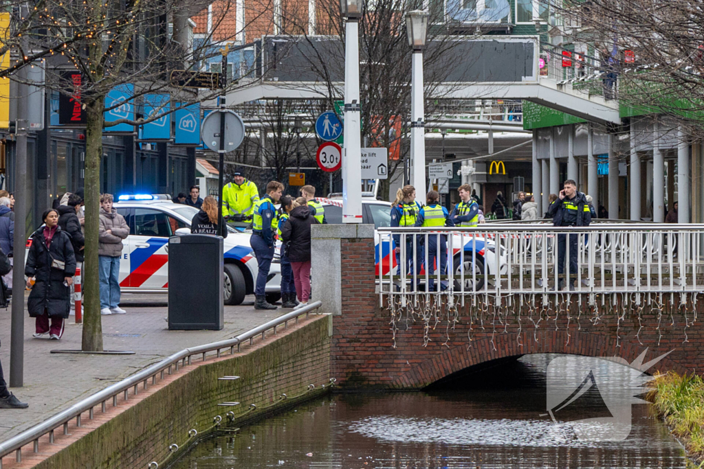 Twee aanhoudingen na overval op winkel