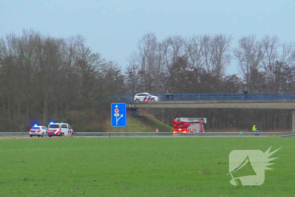 Rijksweg A58 afgesloten vanwege inzet hulpdiensten