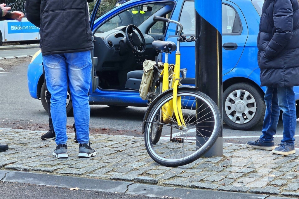 Wederom fietser aangereden op rotonde