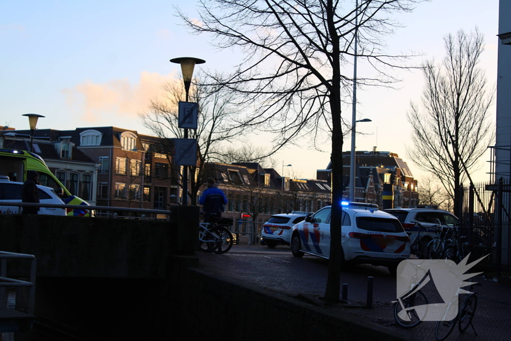 Omstander haalt te water geraakt persoon uit het water