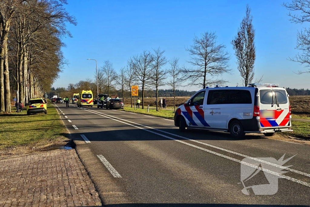 Meerdere gewonden bij kettingbotsing provinciale weg