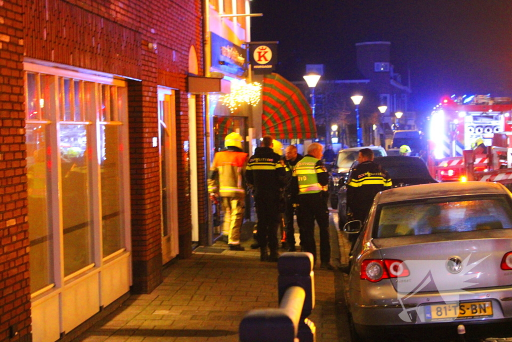 Veel rook bij brand in woning