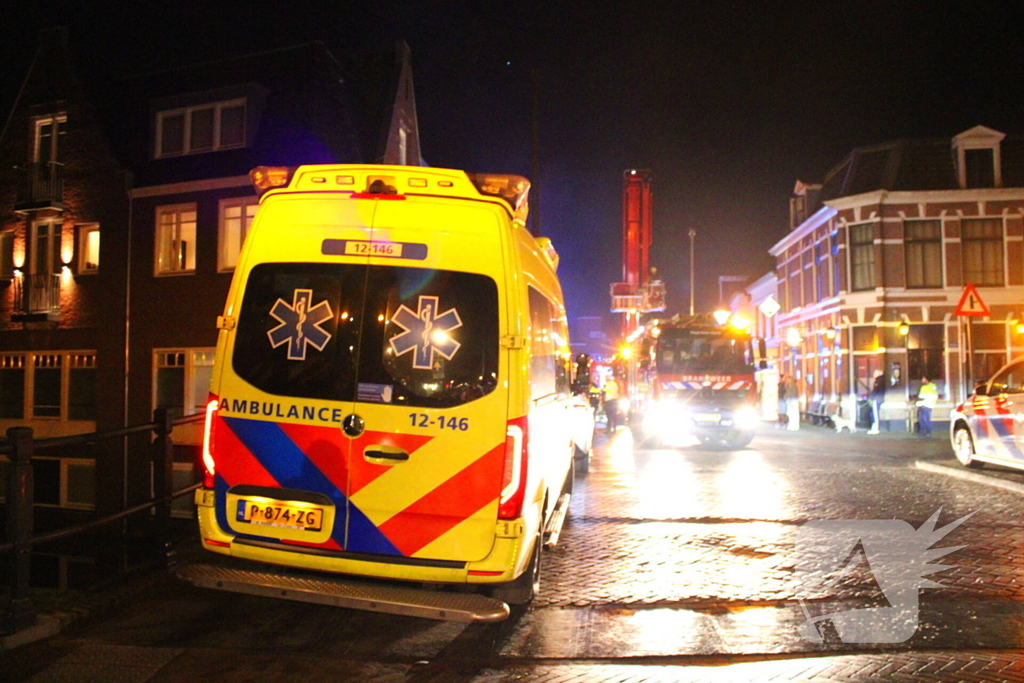 Veel rook bij brand in woning